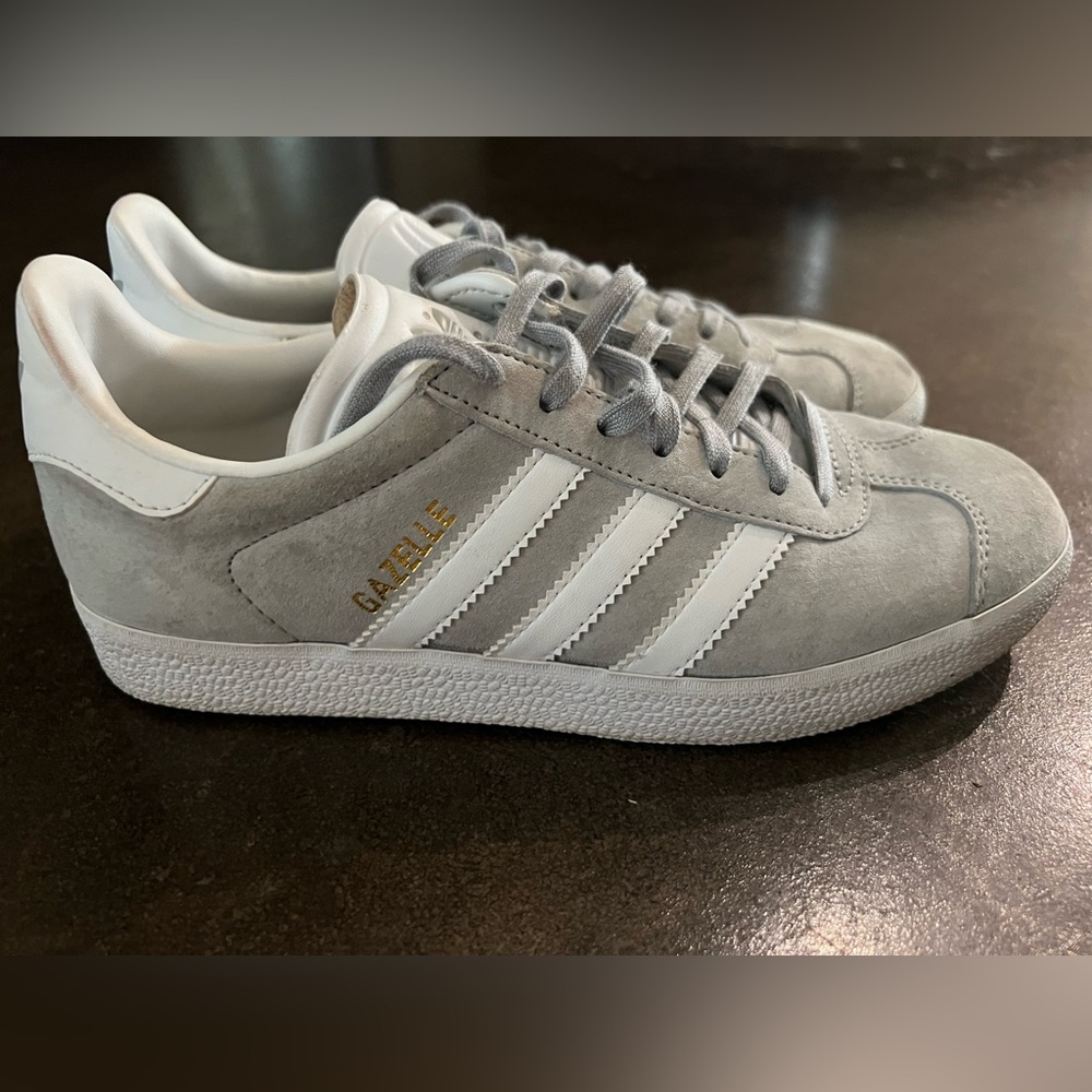 ADIDAS, Size 6 women’s, grey +white